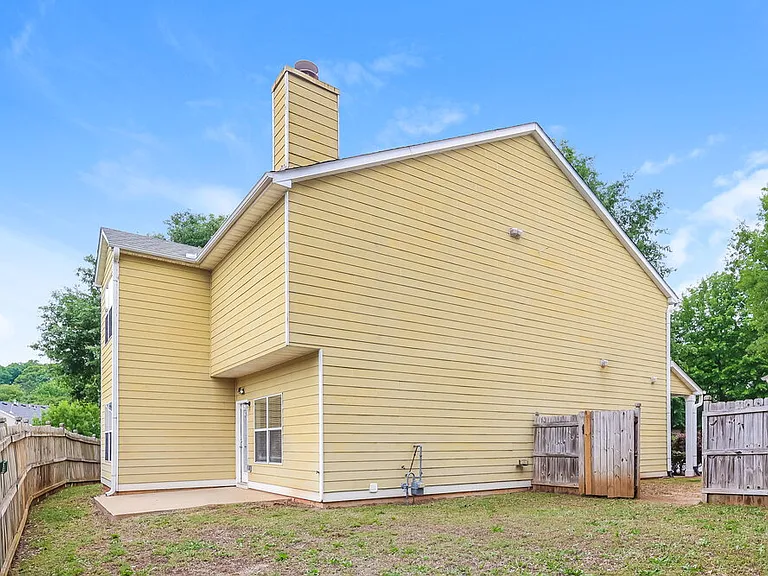 182 Seabreeze Ct — Photo 17