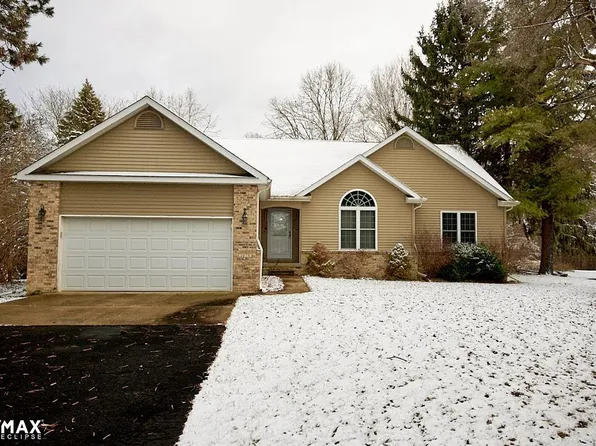 1079 S Graham Rd, Flint, MI 48532
