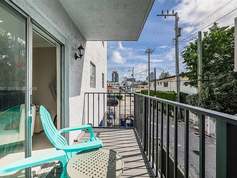 618 Euclid Ave #204 — Photo 22