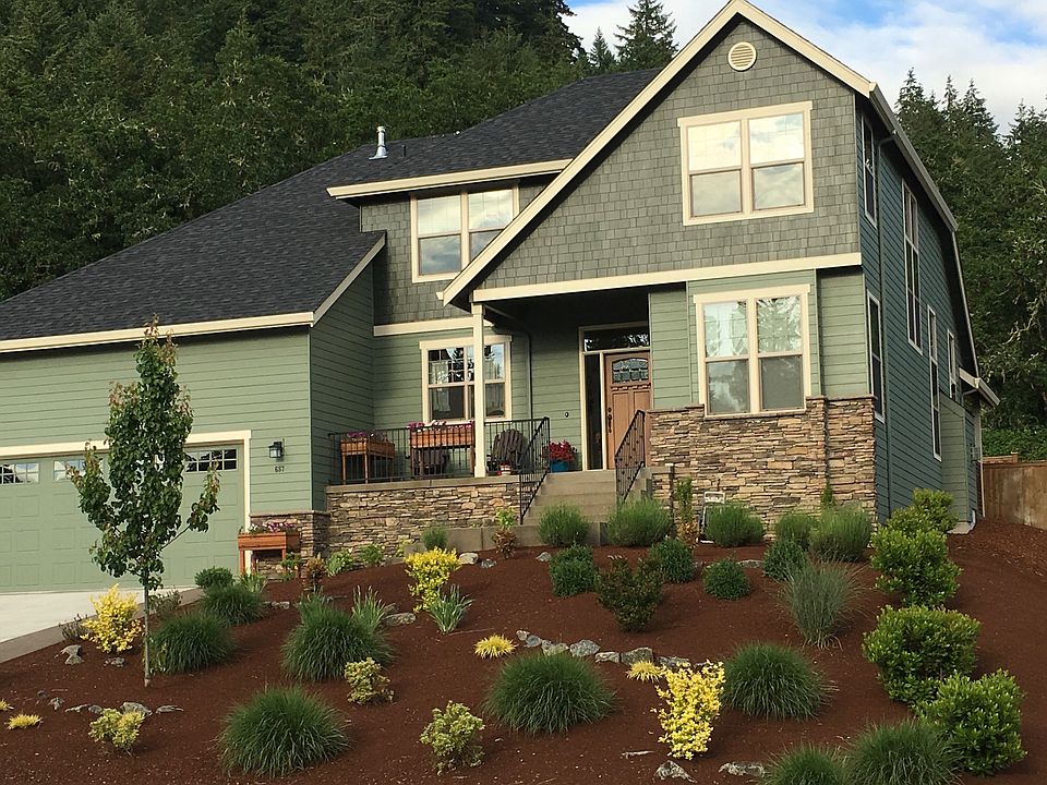 Beautiful Mountaingate Home!