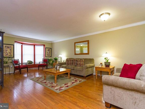 5th image of 12786 Bombay Way