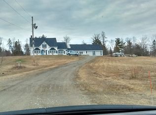 83 Lake Rd, Robbinston, ME 04671