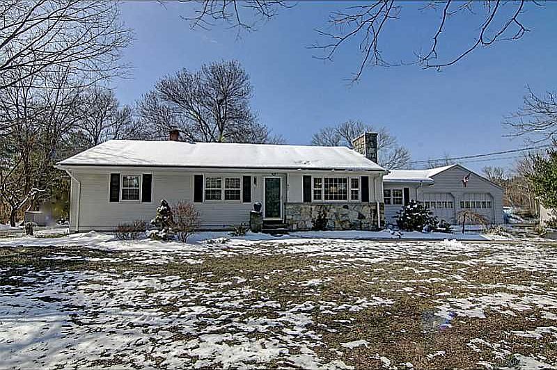 437 Angell Rd, Lincoln, RI 02865 Zillow