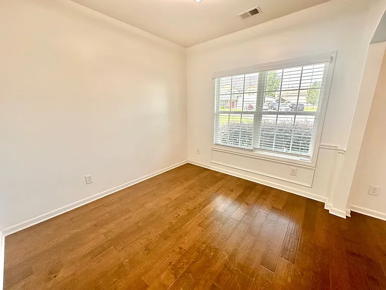 209 Adirondac Way — Photo 4
