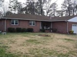 415 Shoreline Dr, Hampton, VA 23669
