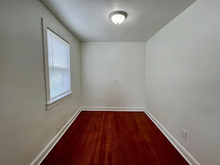 4564 Macarthur Blvd NW #302 — Photo 14