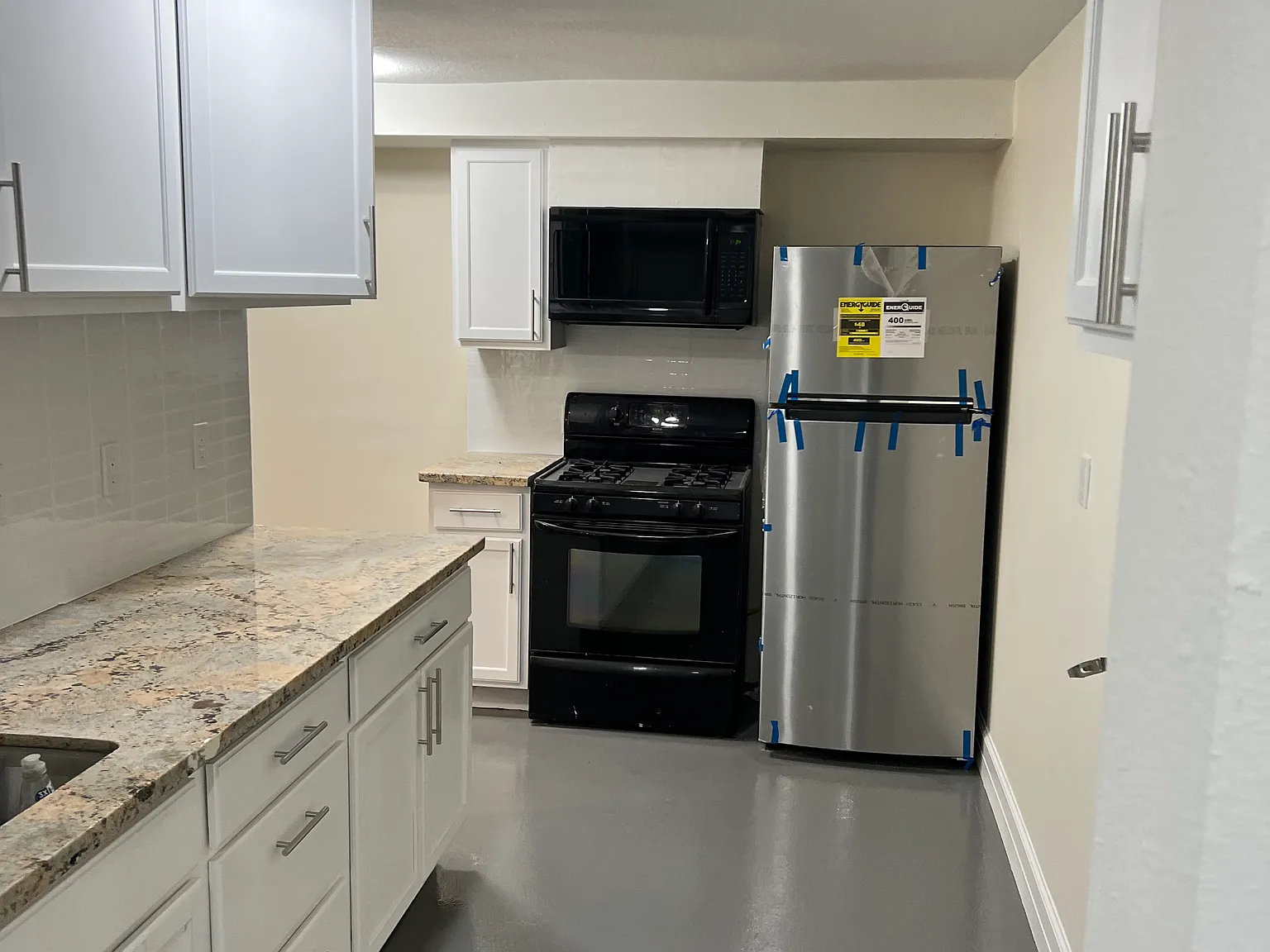 2 bed, 850 sqft, $1,550 — Photo 1