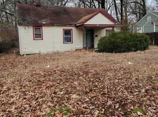 1055 Semmes St, Memphis, TN 38111