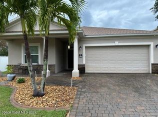 2041 Bridgeport Cir, Rockledge, FL 32955