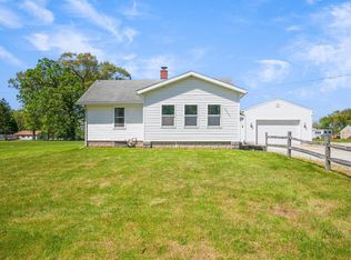 23777 Grove St, South Bend, IN 46628