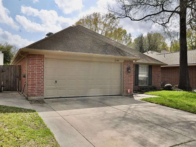 26983 Crown Haven Dr — Photo 3