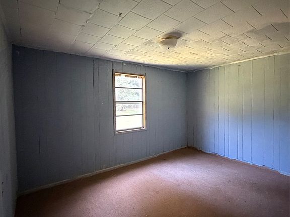 5th image of 2077 Burson Rd