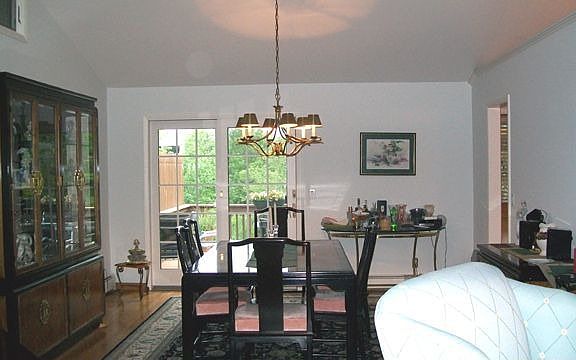 4th image of 6 Lorenz Dr