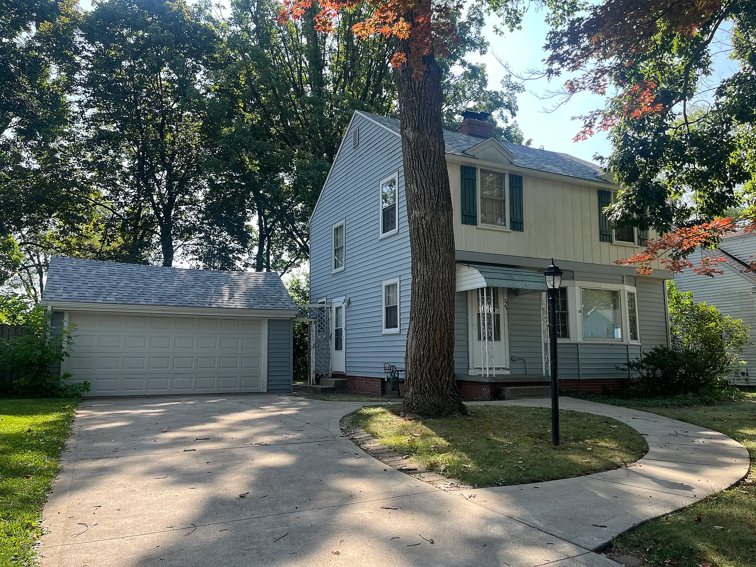 3 bed, 1.5 bath, 1274 sqft, $1,600 — Photo 4