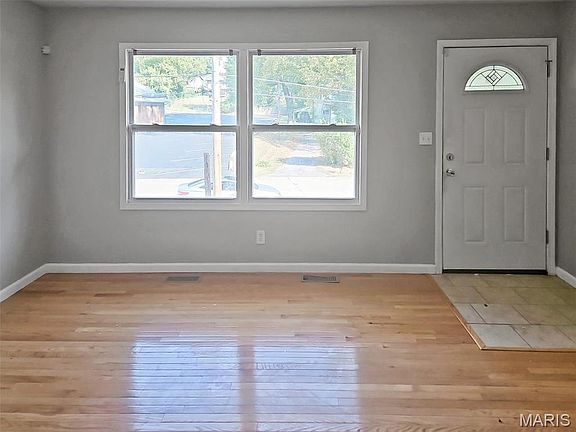 3rd image of 7454 Blanding Dr