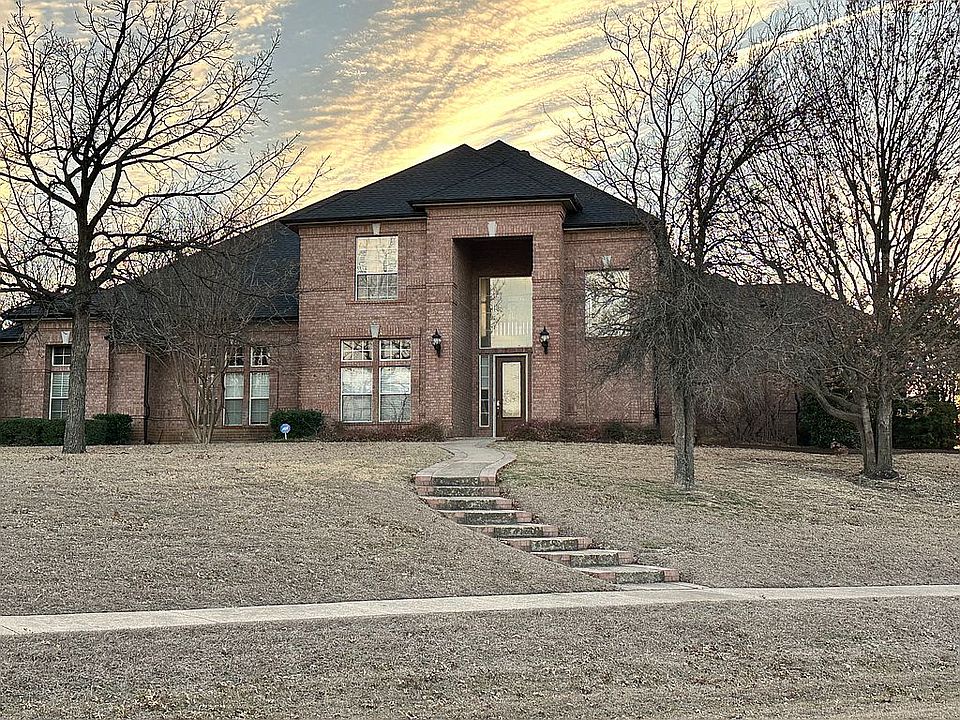 1st image of 2781 S Lakeview Dr