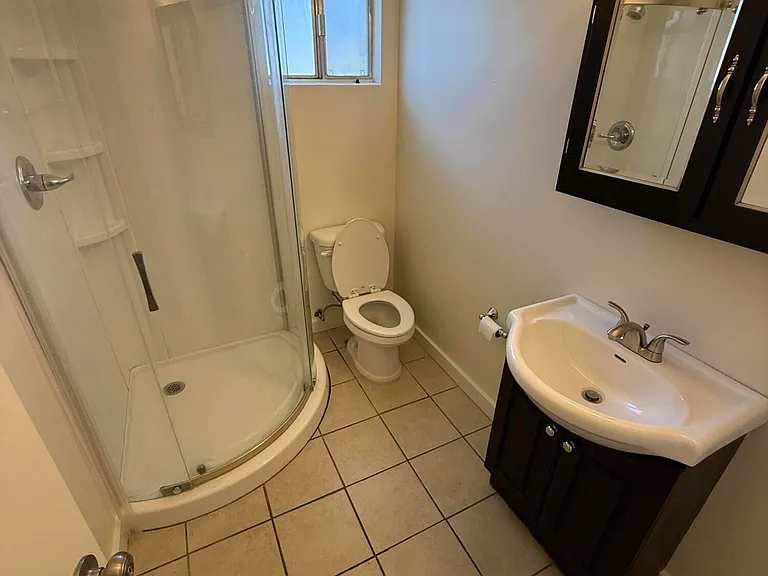 434 N Hunt Dr — Photo 9