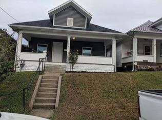 2848 Overlook Dr, Huntington, WV 25705