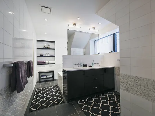 Rented by Sotheby's International Realty | media 15