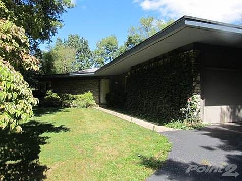 2nd image of 635 Nakomi Dr