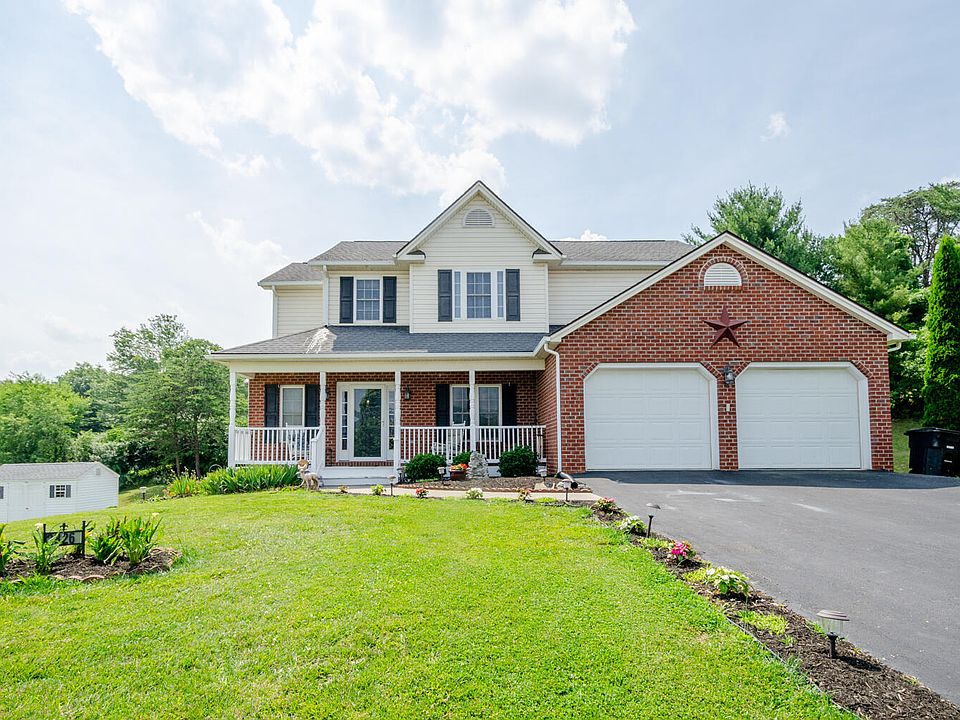 1st image of 2826 Chateau Ct
