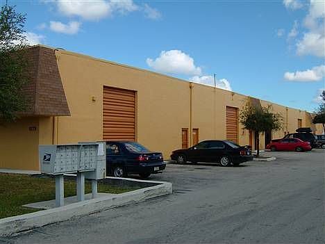 2nd image of 5149 NW 74th Ave