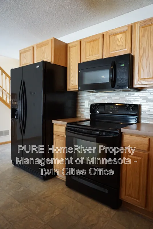 3 bed, 2.5 bath, 1500 sqft, $2,190 — Photo 4