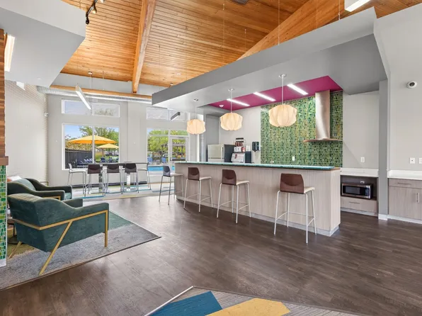 Shoreview Grand