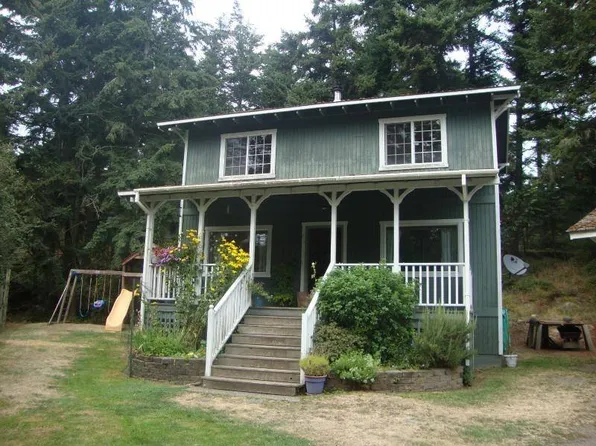 26 Cliffhouse Ct, Eastsound, WA 98245