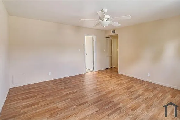 7921 Kimberly Blvd — Photo 14