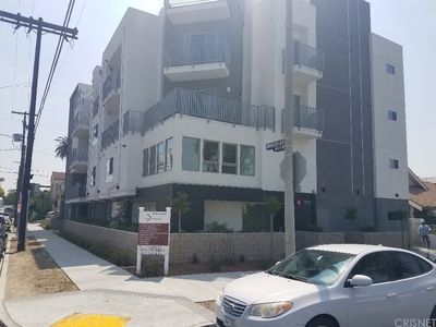 340 N Oxford Ave, Los Angeles, CA, 90004
