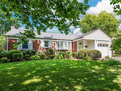 776 Palmetto Drive, Franklin Square, NY, 11010