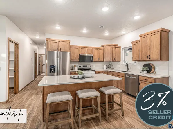 6211 S Rex Pl, Sioux Falls, SD 57108