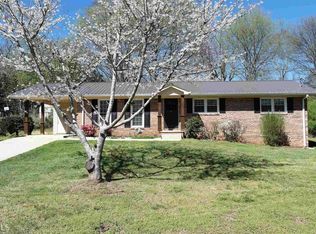 478 Cedar Ln, Toccoa, GA 30577