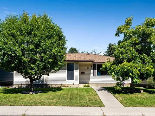 28 S Brazeau Cres SW, Calgary, AB T2W 0Z1