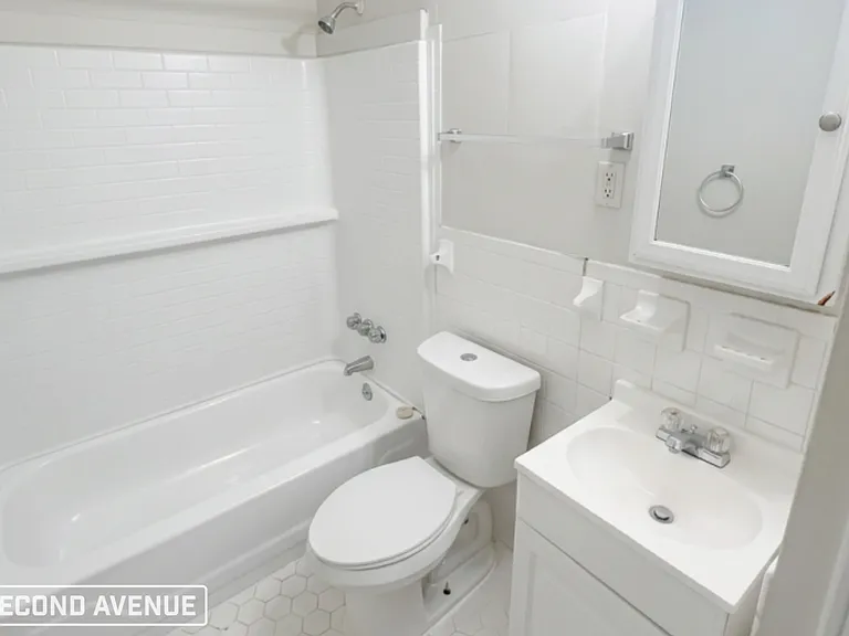 2211 Hawkins Mill Rd — Photo 6