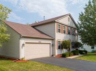 10424 Centennial Ave, Huntley, IL 60142