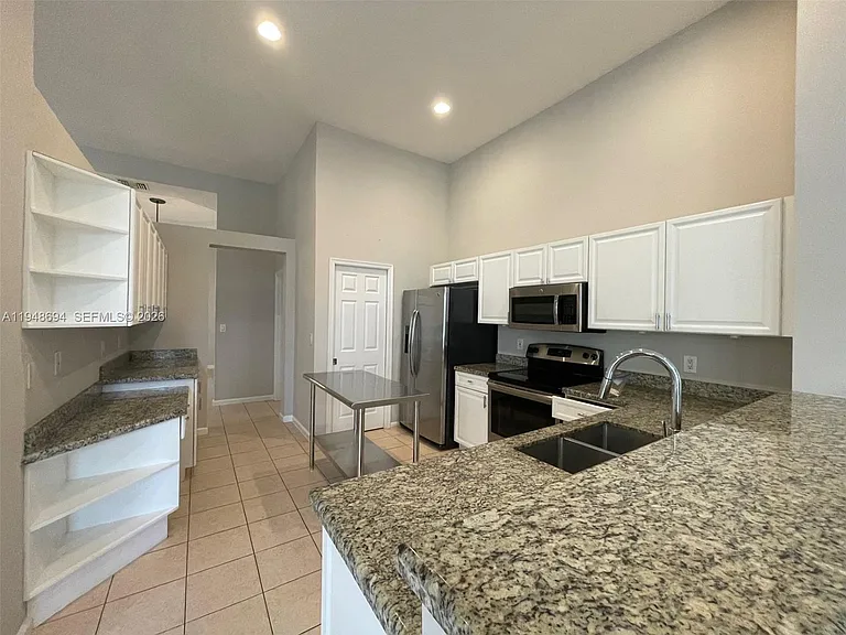 4023 Turnstone Ct — Photo 16