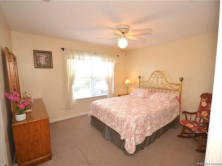 753 NW Waterlily Pl — Photo 16