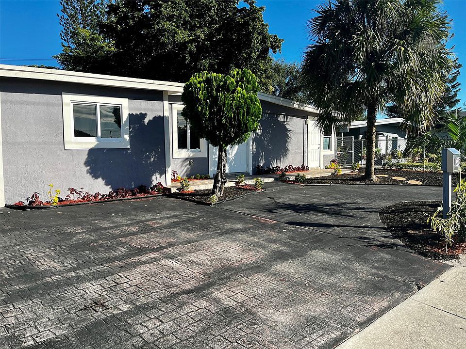 1st image of 136 NW 31st Avenue