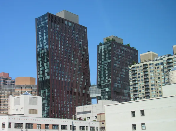 303 East 33rd Street image 17 of 32