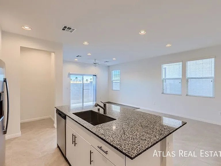 4048 N Atoll Reefs St — Photo 13