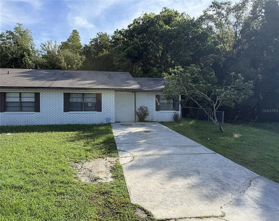2 bed, 2.0 bath, 1001 sqft, $1,649 — Photo 3