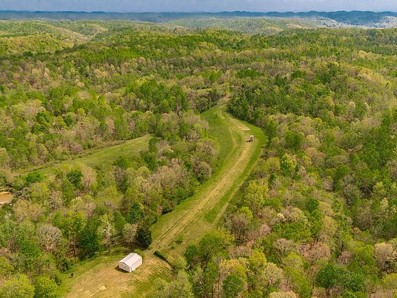 3rd image of 1103 Johnny Spears Rd