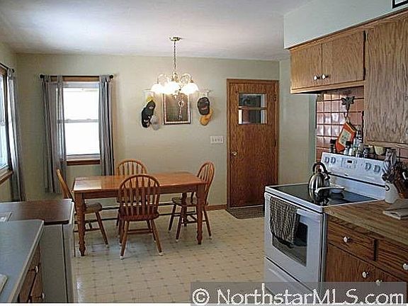 3rd image of 28461 Bataan St NE