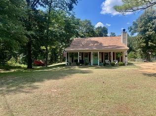 20 Duke Dr, Fort Mitchell, AL 36856