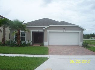 1142 Sawgrass Pointe Dr, Orlando, FL 32824