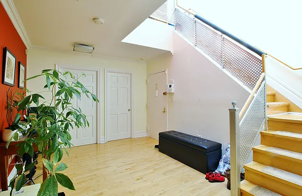 Rented by Julianna Realty Corp | media 31