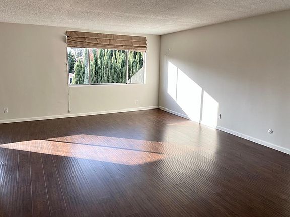 Massive living room