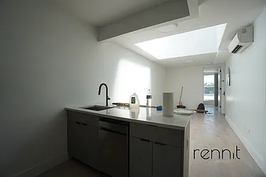 Rented by Rennit Inc.